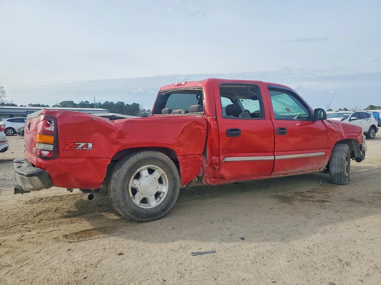 2004 GMC NEW SIERRA K1500 photo 3