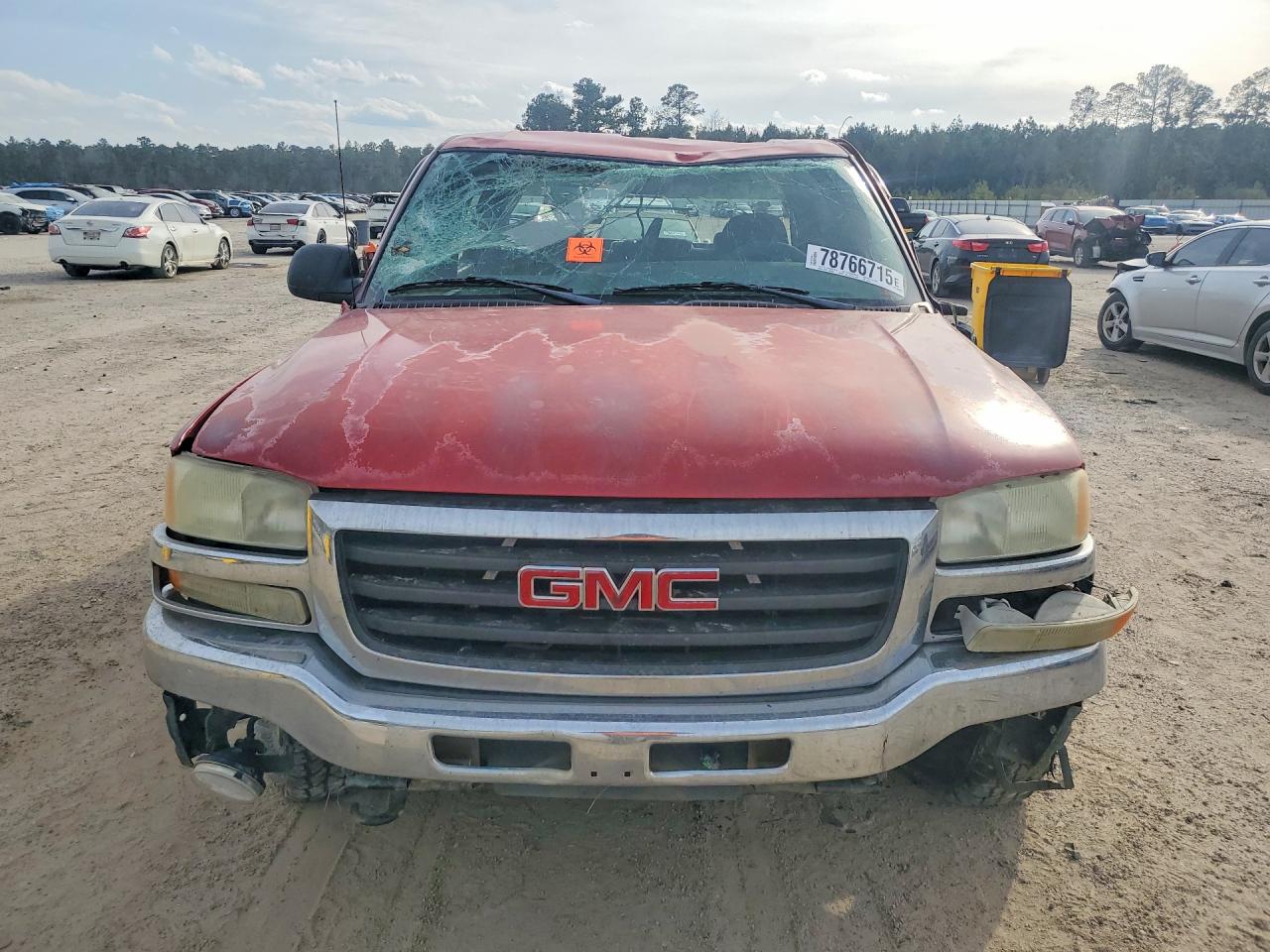2004 GMC NEW SIERRA K1500 photo 5