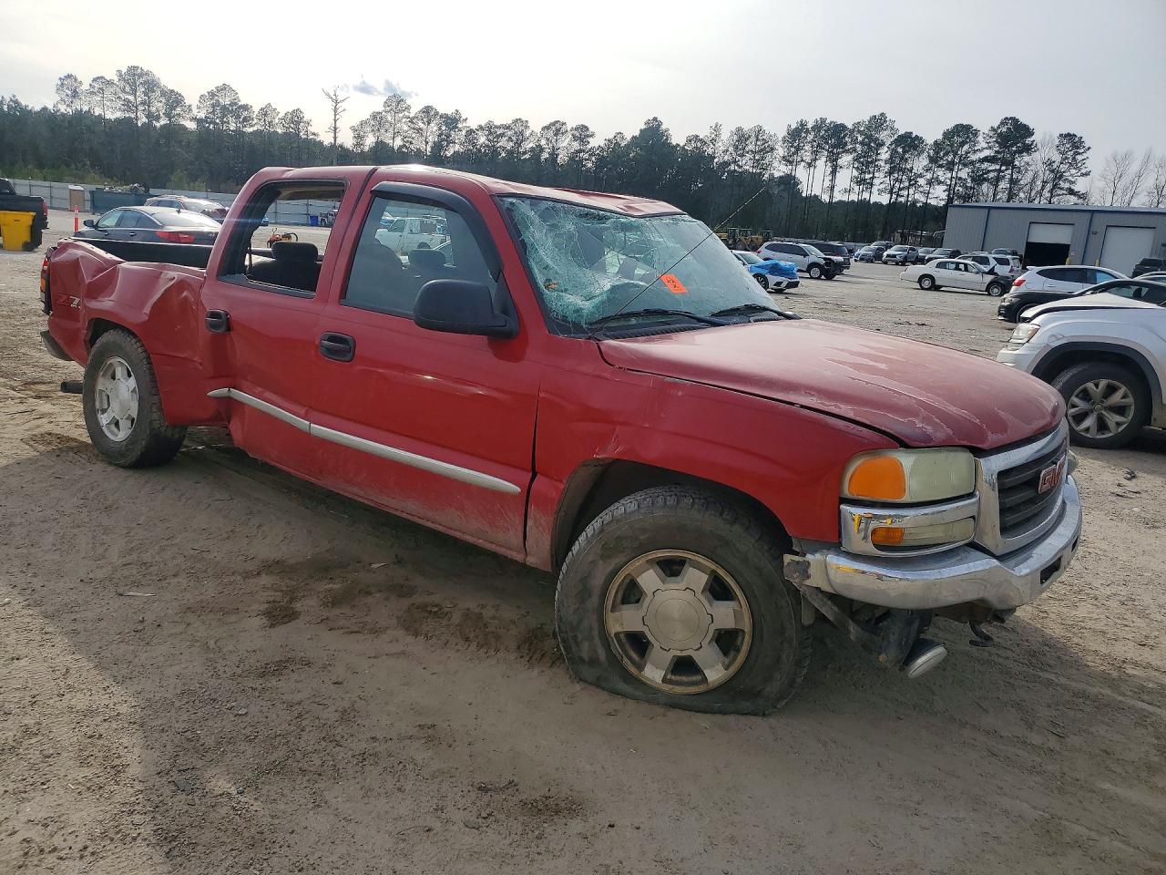 2004 GMC NEW SIERRA K1500 photo 4