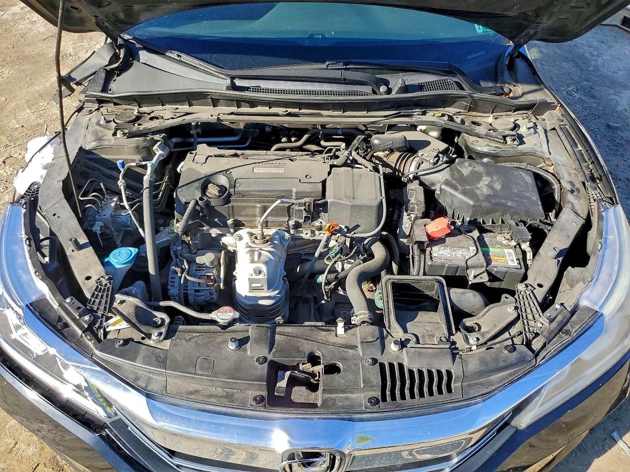 2017 HONDA ACCORD SPORT photo 21