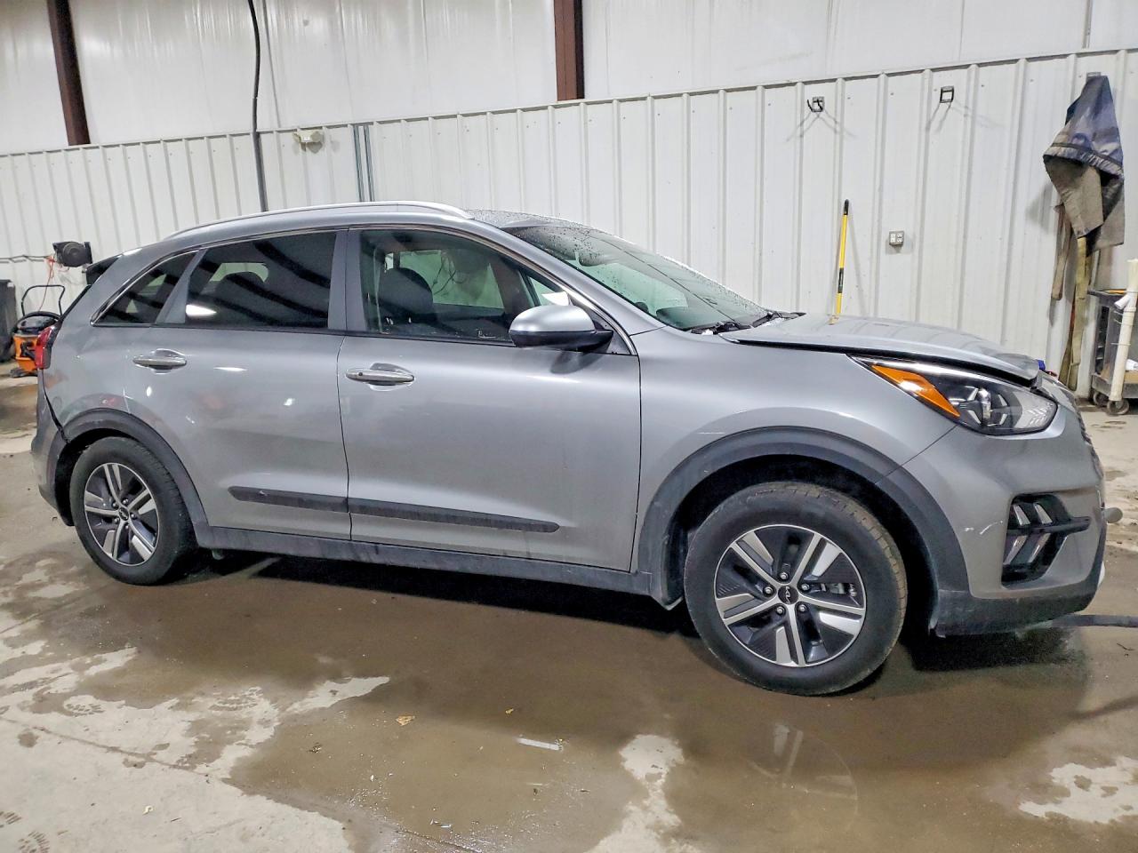 2022 KIA NIRO LXS photo 7
