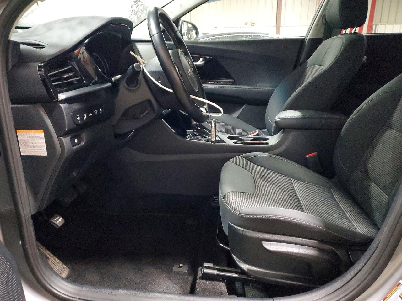 2022 KIA NIRO LXS photo 13