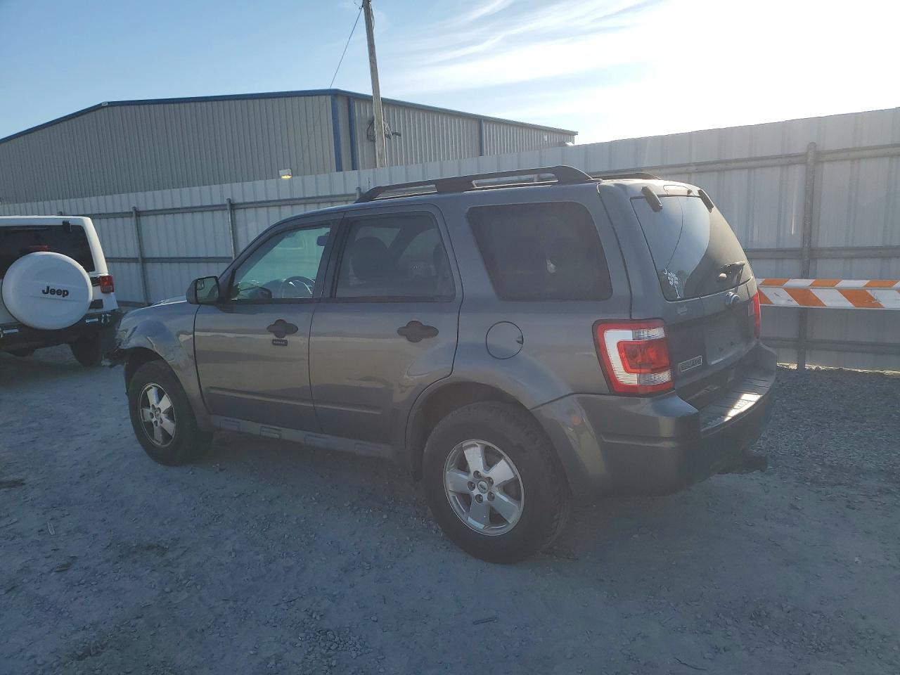 2012 FORD ESCAPE XLT photo 4