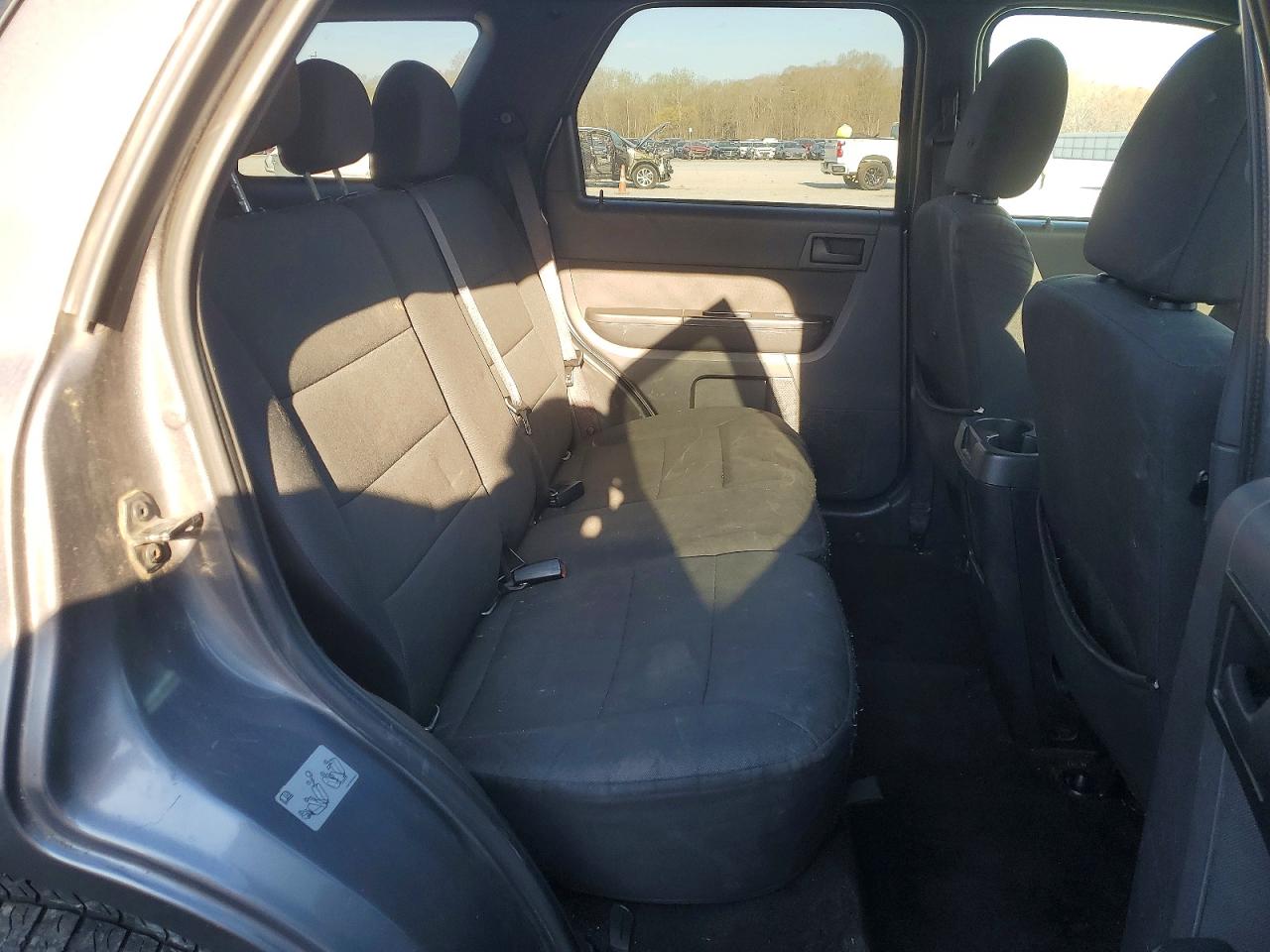 2012 FORD ESCAPE XLT photo 31