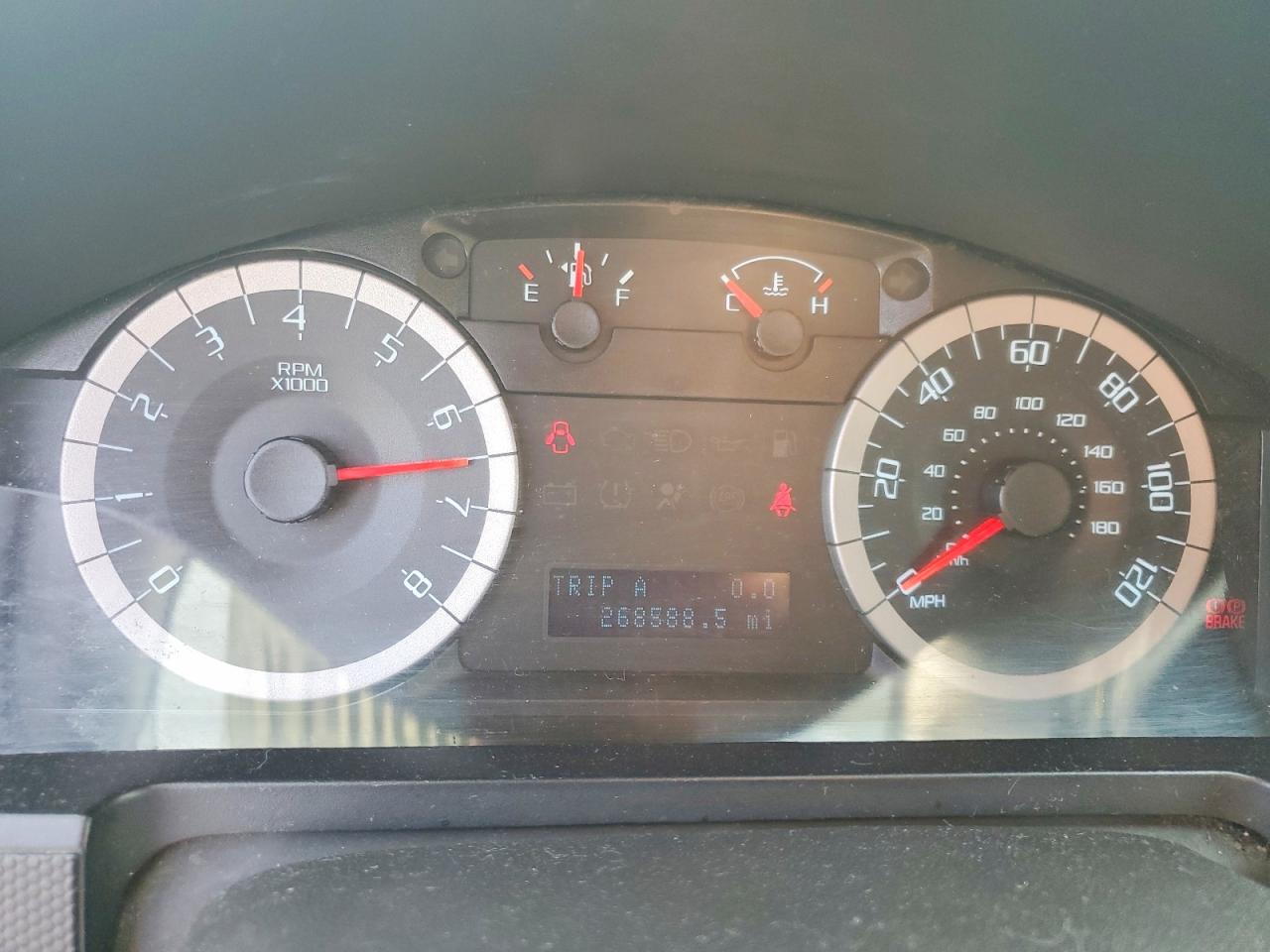 2012 FORD ESCAPE XLT photo 25