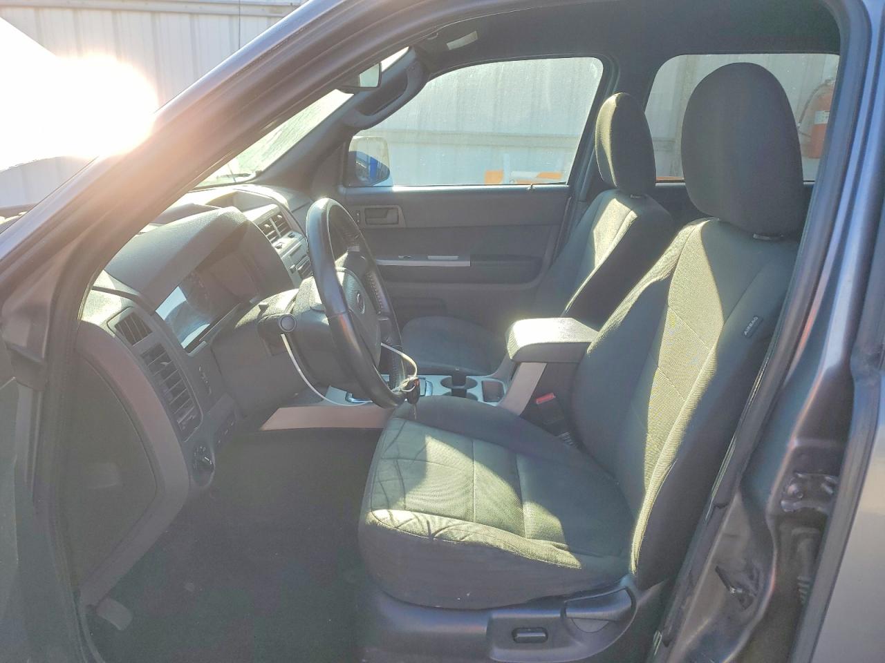 2012 FORD ESCAPE XLT photo 19