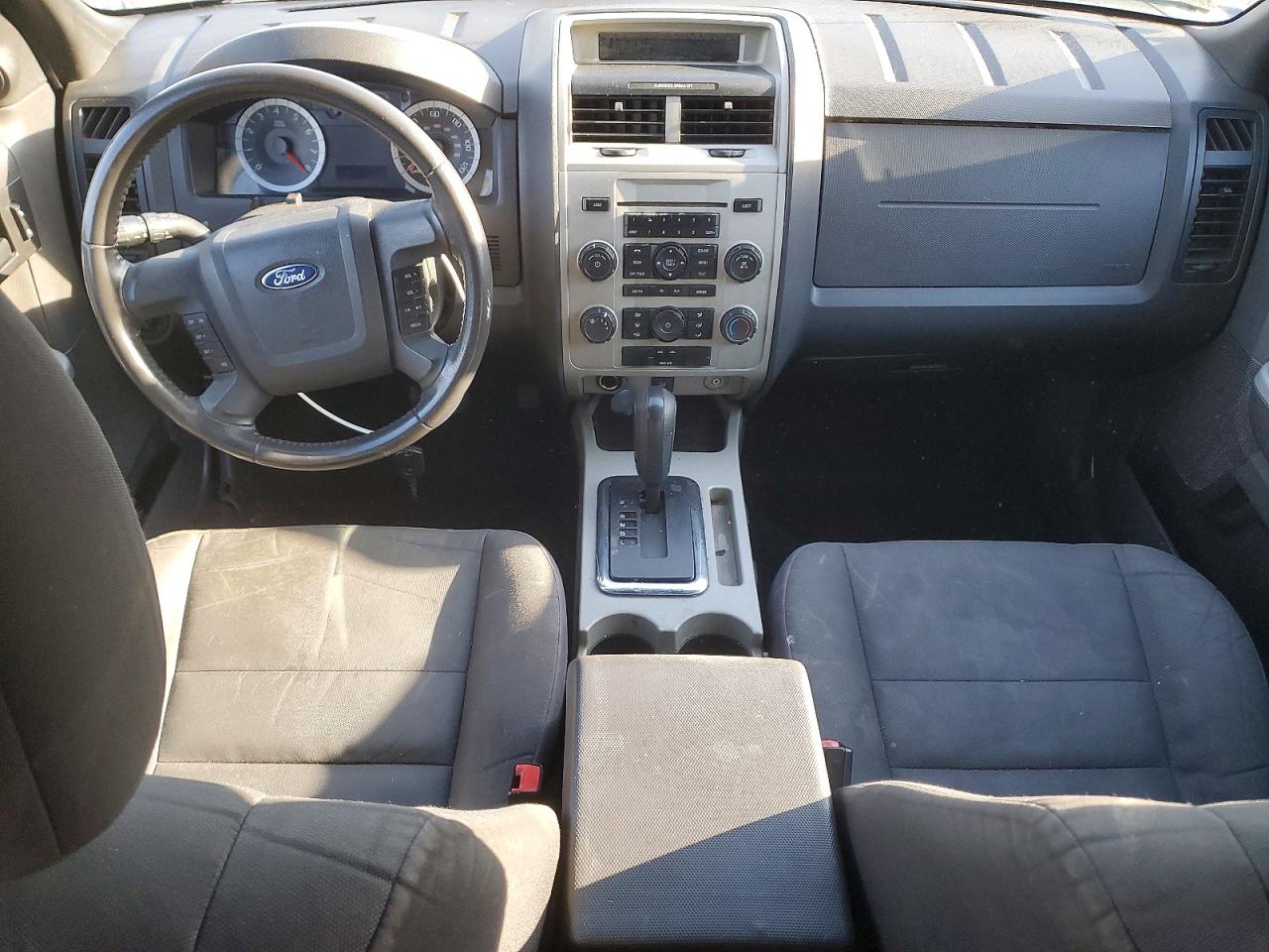 2012 FORD ESCAPE XLT photo 22