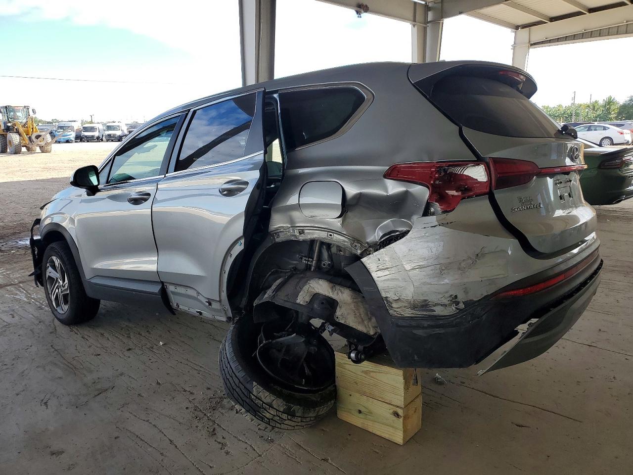 2022 HYUNDAI SANTA FE SE photo 3