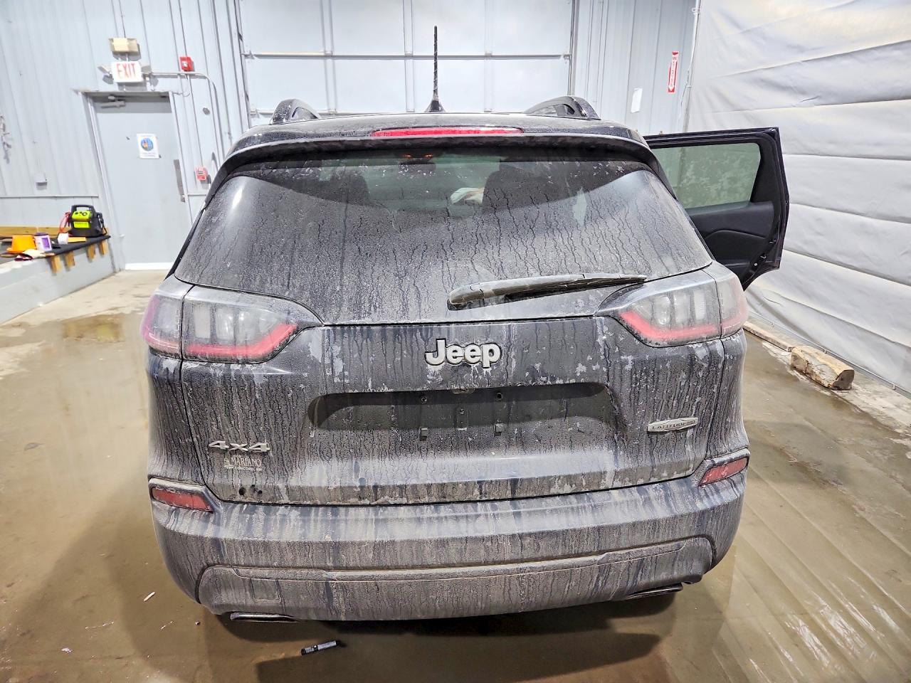 2022 JEEP CHEROKEE LATITUDE LUX photo 6
