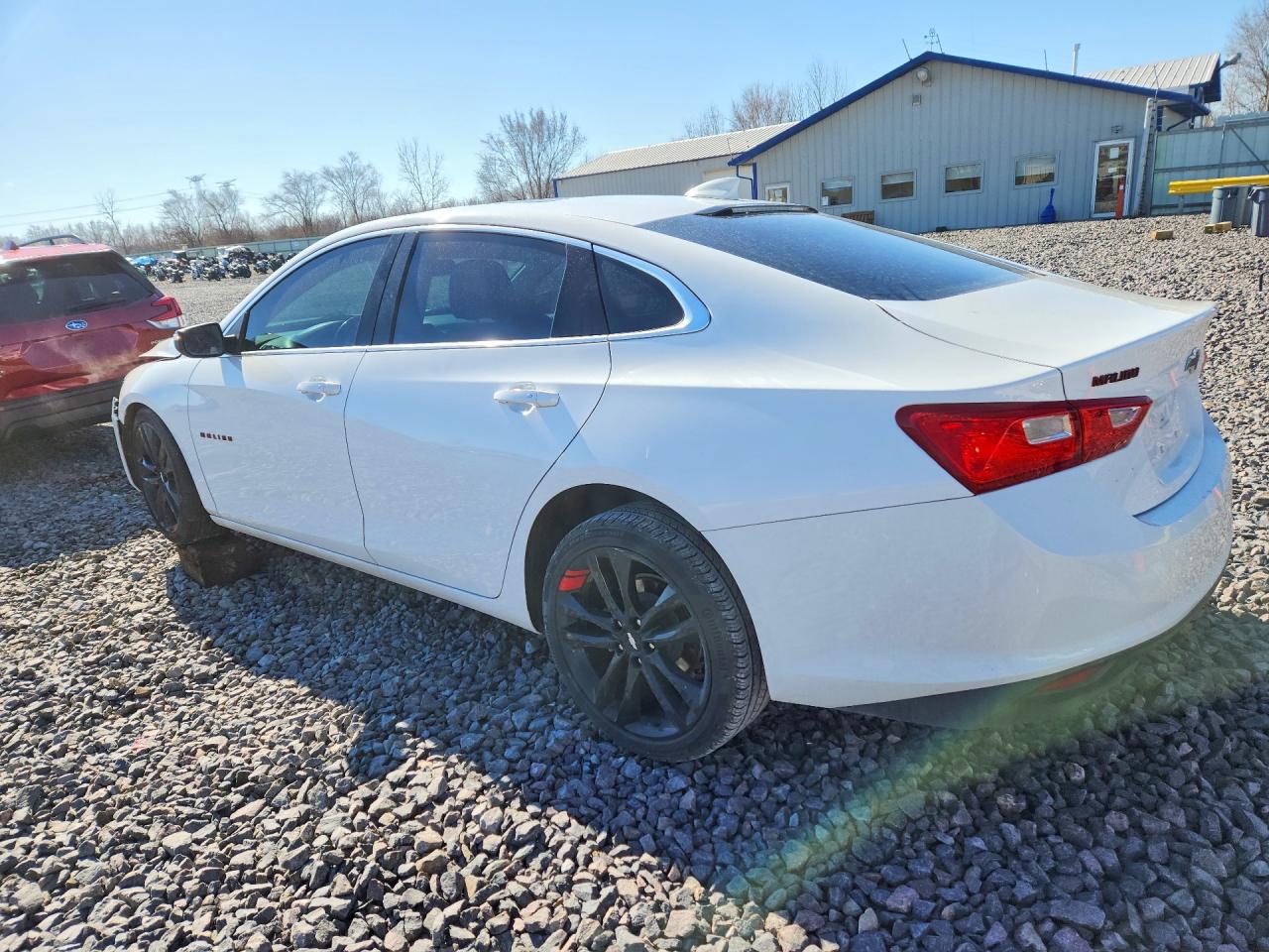 2018 CHEVROLET MALIBU LT photo 2