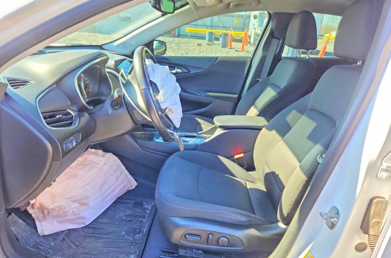 2018 CHEVROLET MALIBU LT photo 7
