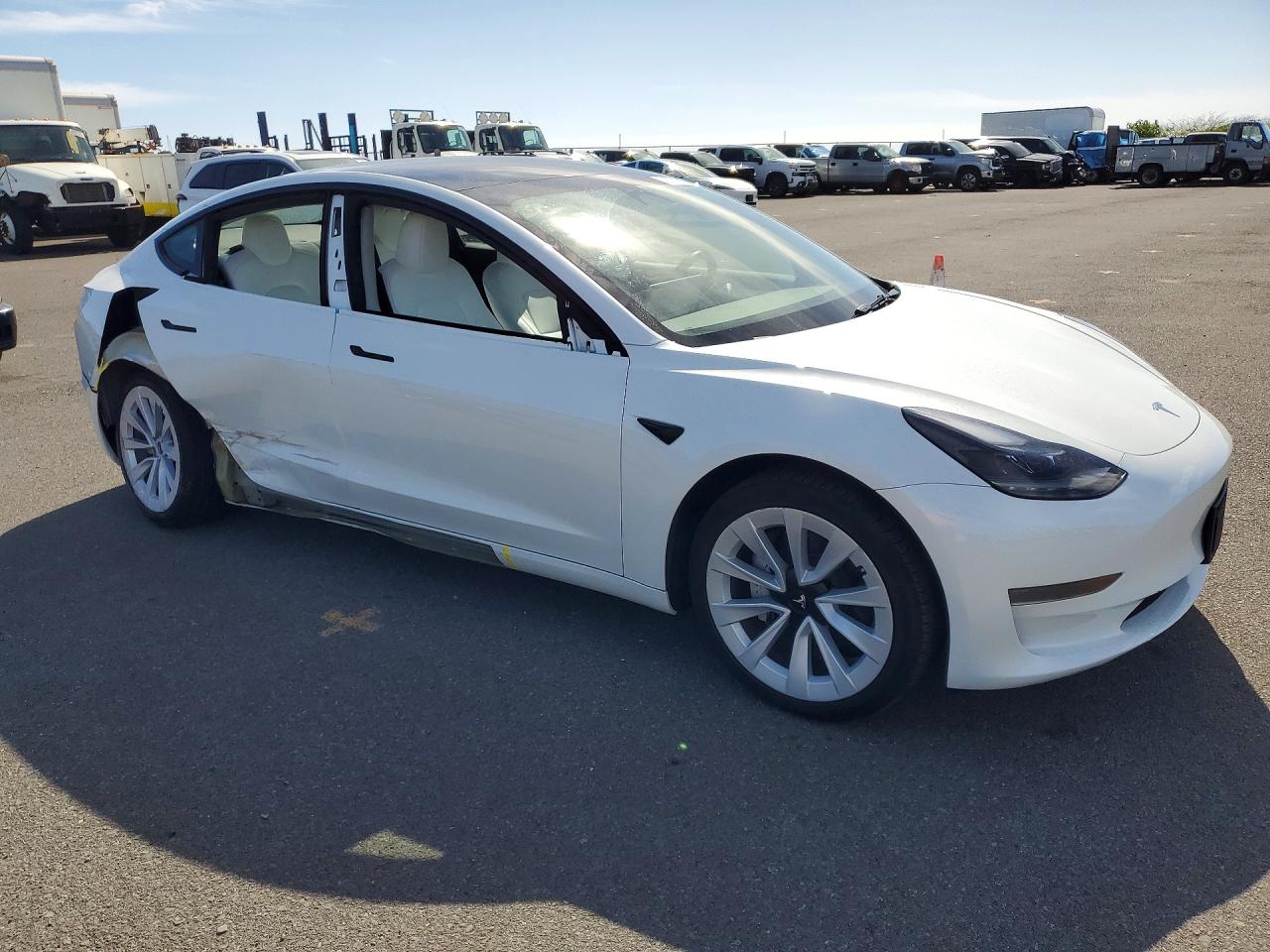 2023 TESLA MODEL 3 photo 4