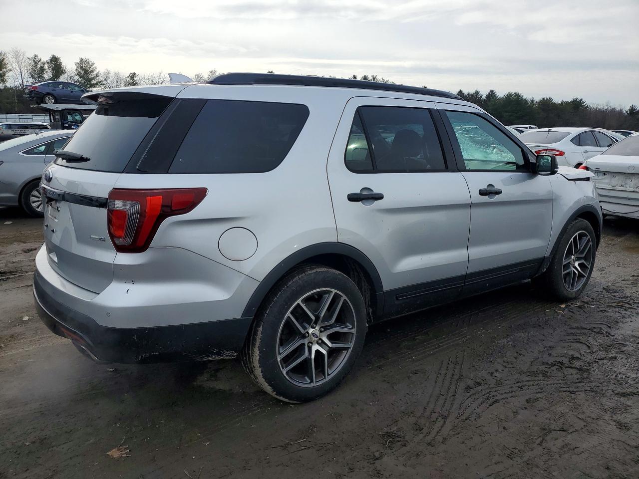 2016 FORD EXPLORER SPORT photo 3
