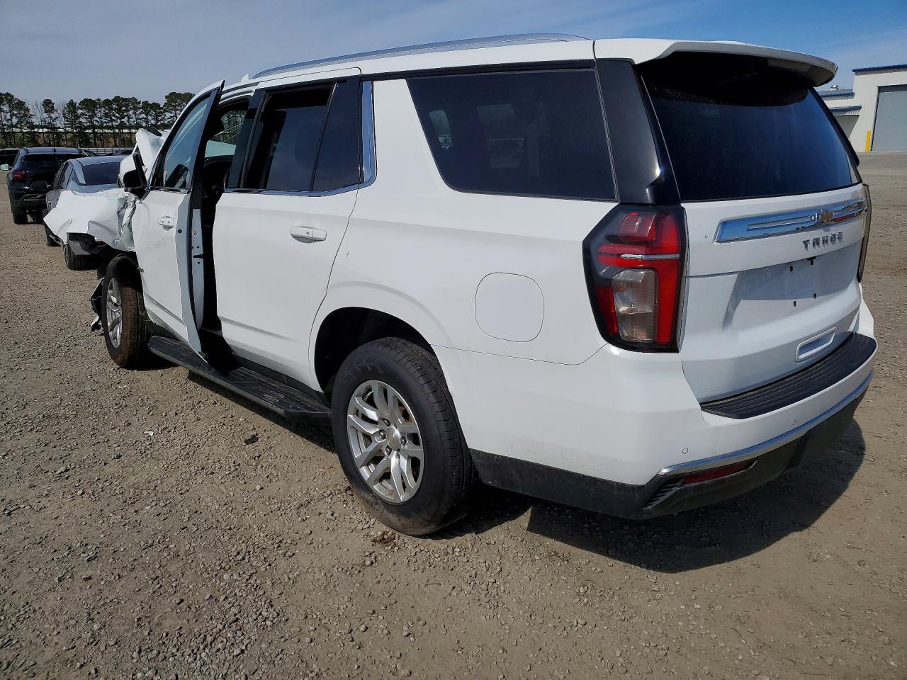 2022 CHEVROLET TAHOE K1500 LS photo 4