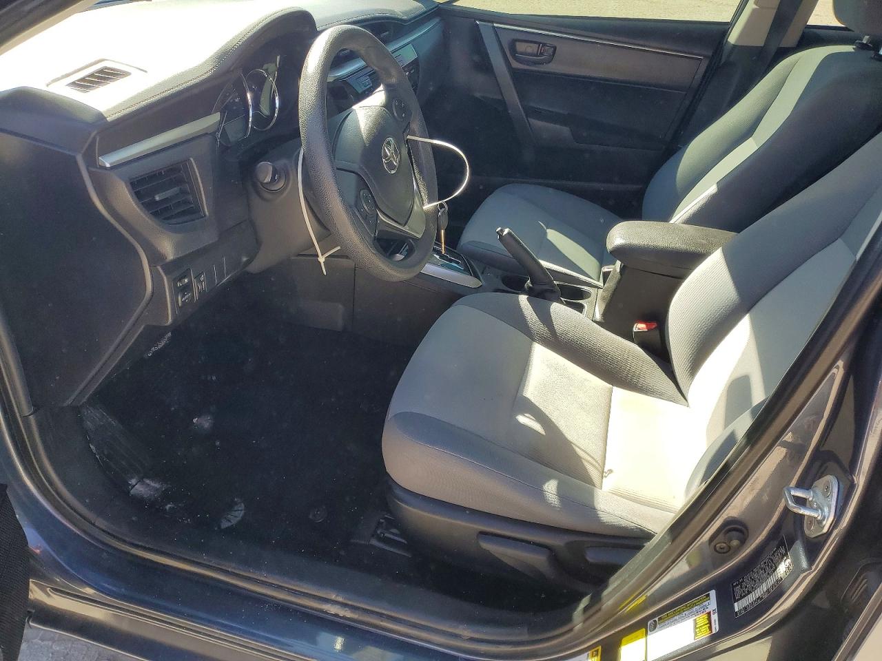2016 TOYOTA COROLLA photo 13