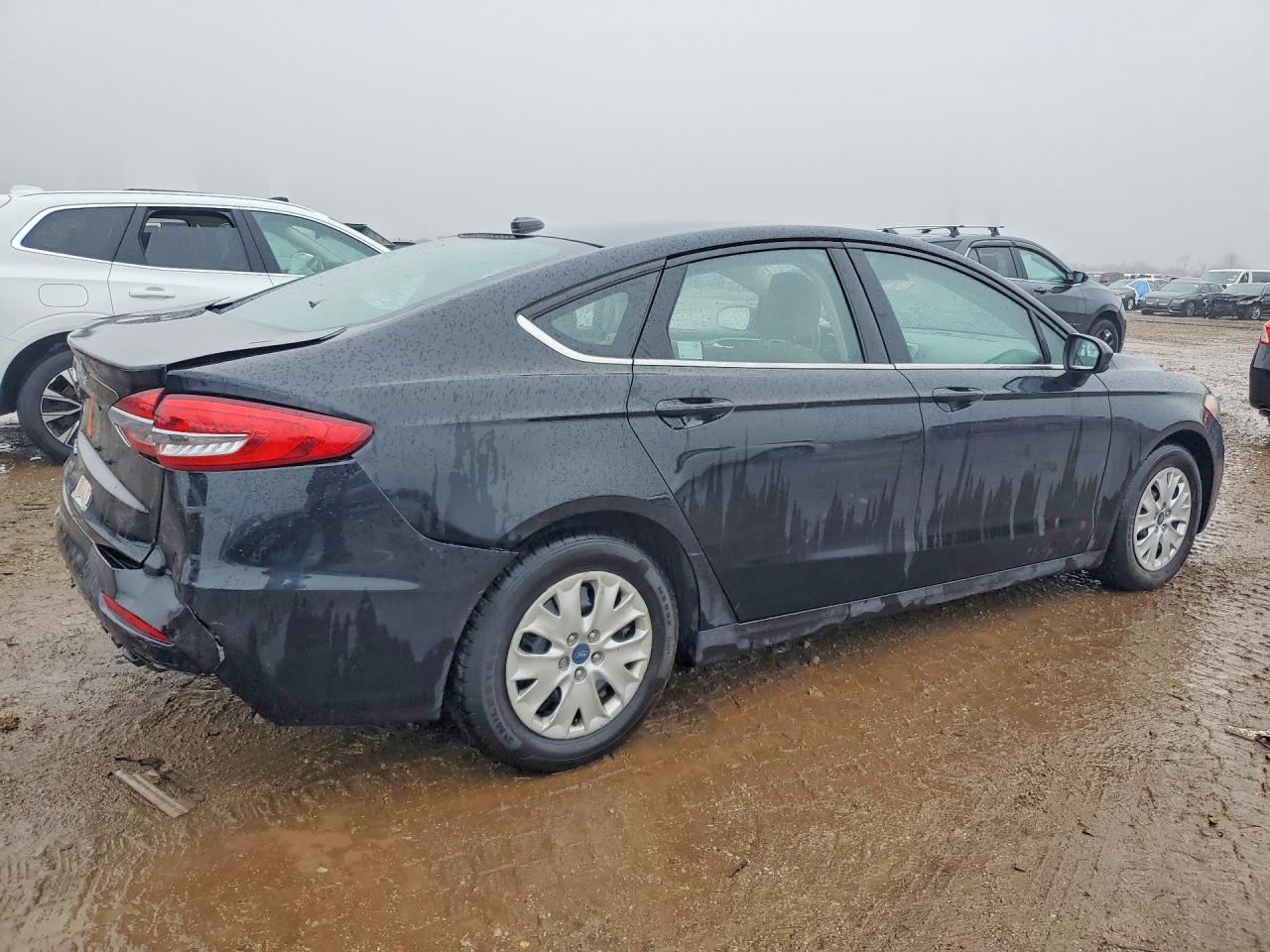 2019 FORD FUSION S photo 5