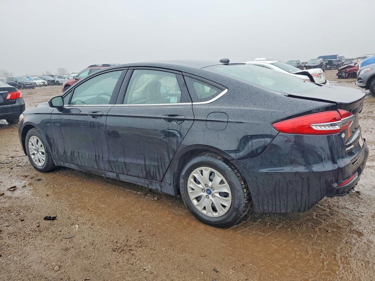 2019 FORD FUSION S photo 3