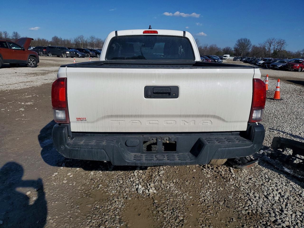 2022 TOYOTA TACOMA SR photo 11