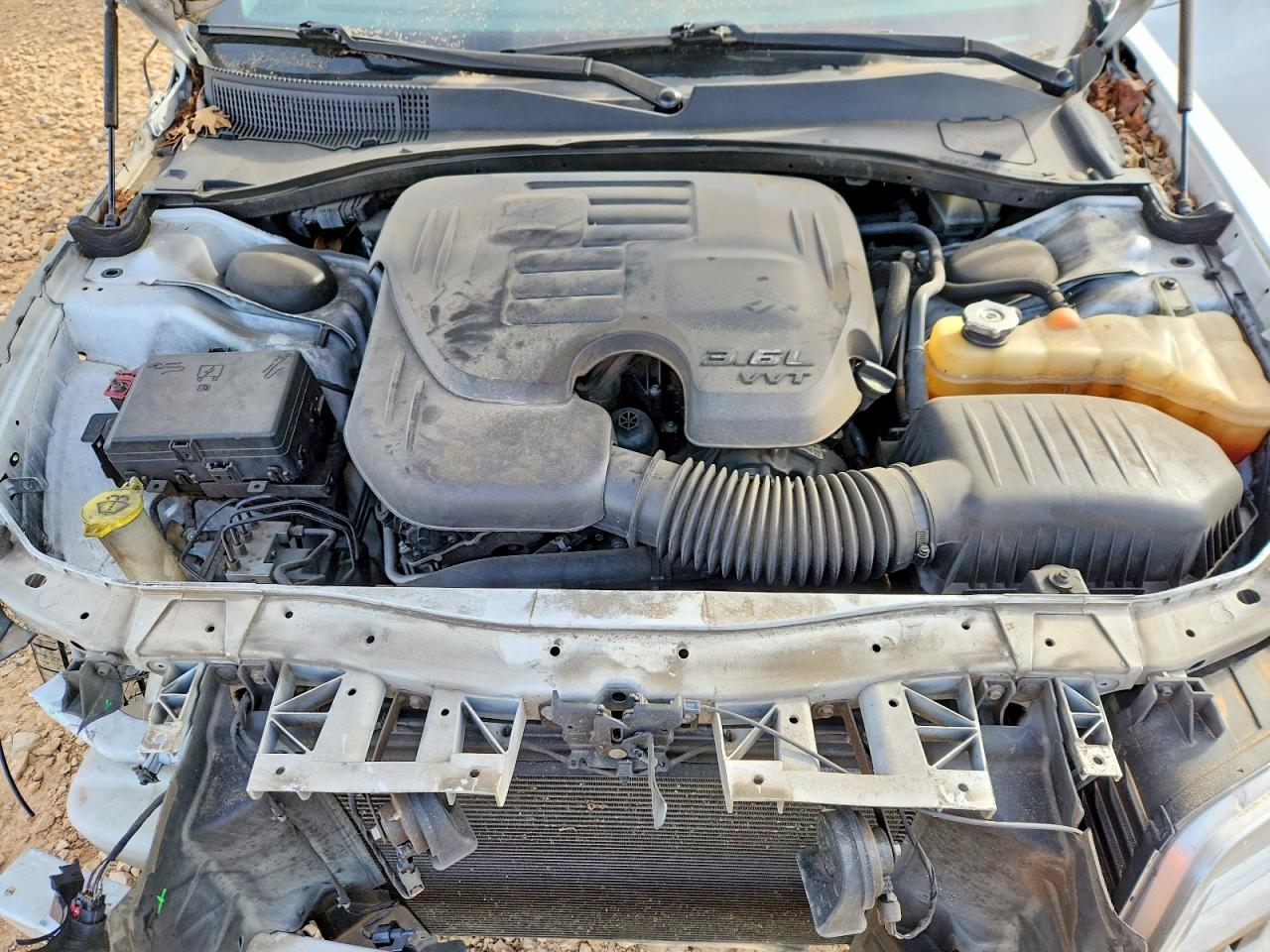 2016 CHRYSLER 300 LIMITED photo 31