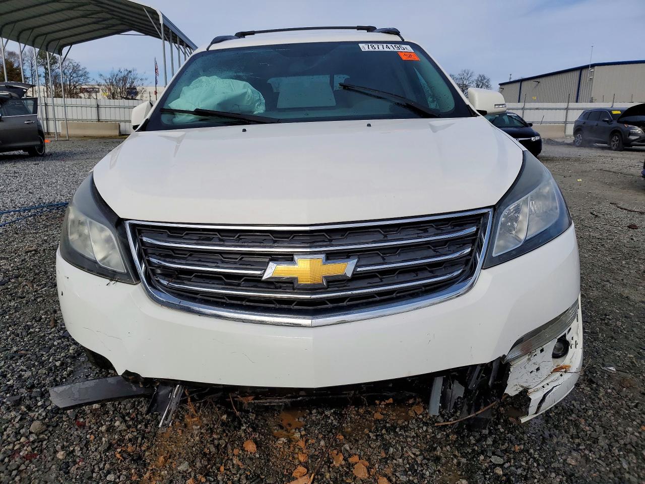2014 CHEVROLET TRAVERSE LT photo 5