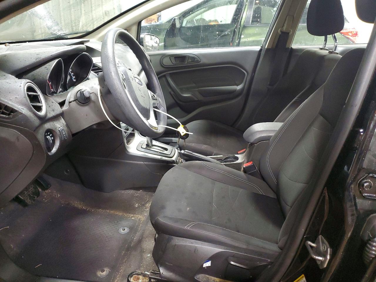 2018 FORD FIESTA SE photo 7
