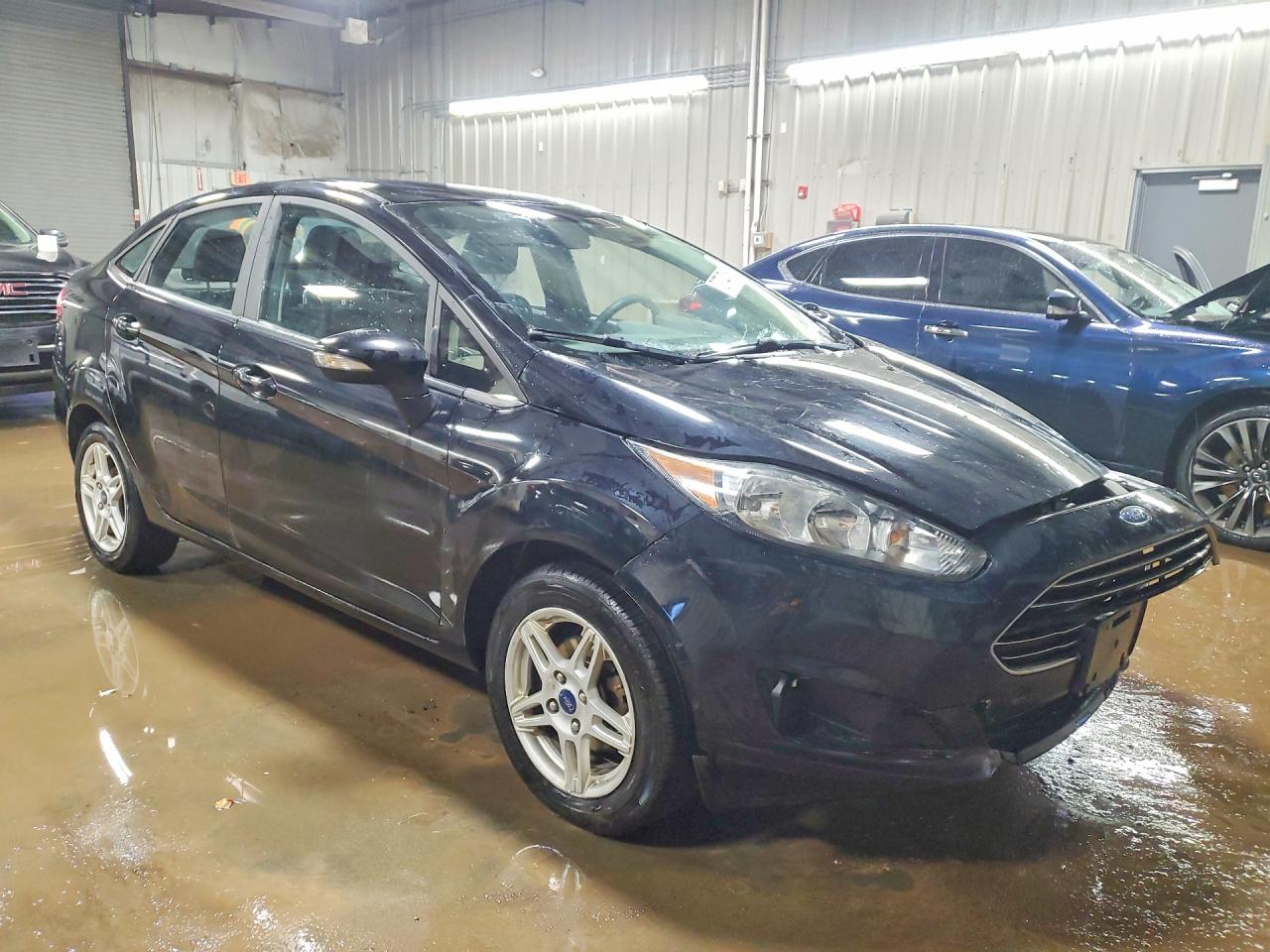 2018 FORD FIESTA SE photo 4