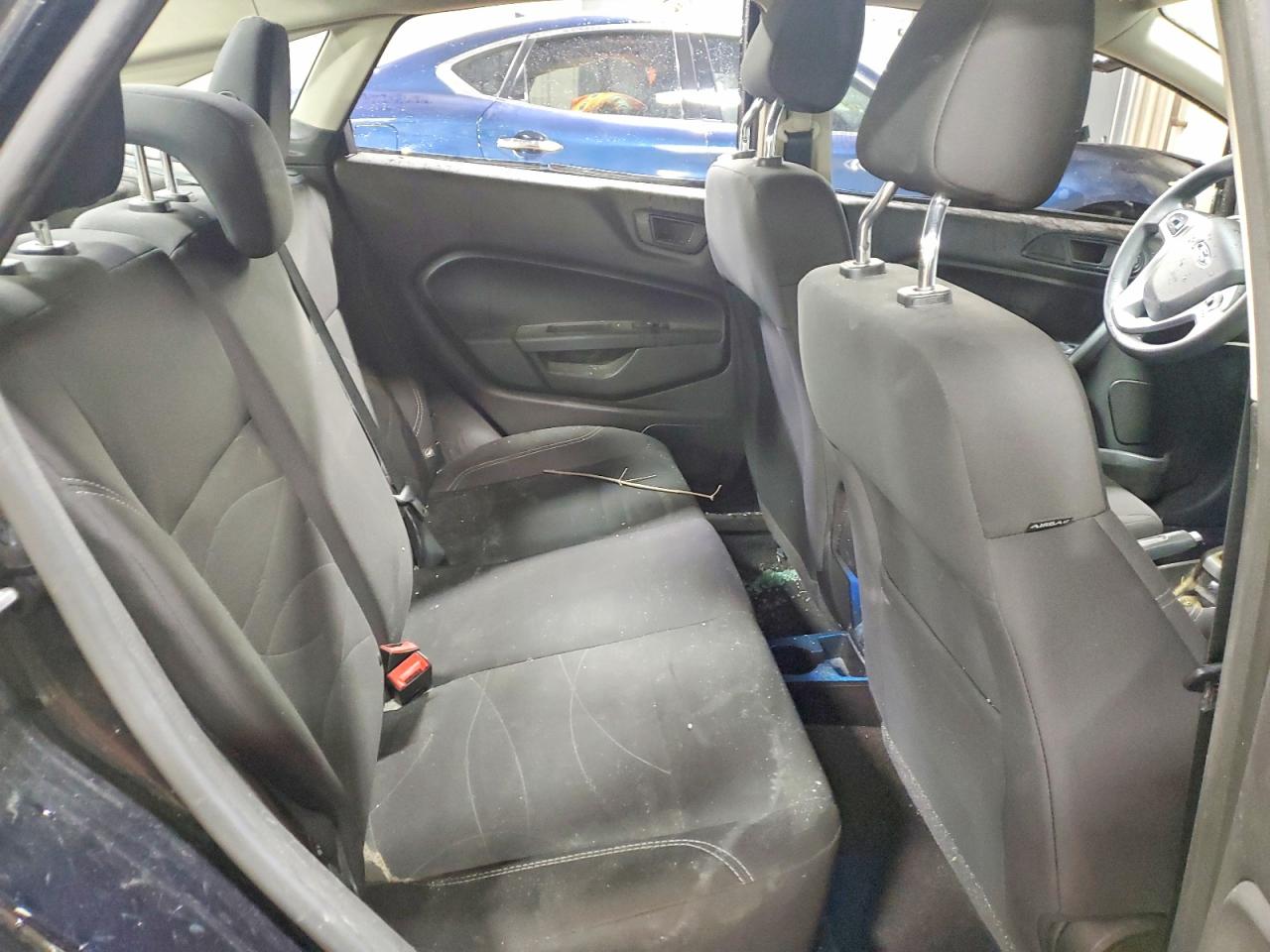2018 FORD FIESTA SE photo 10