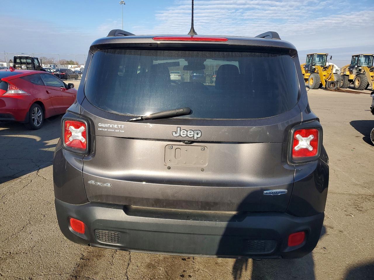 2017 JEEP RENEGADE LATITUDE photo 11