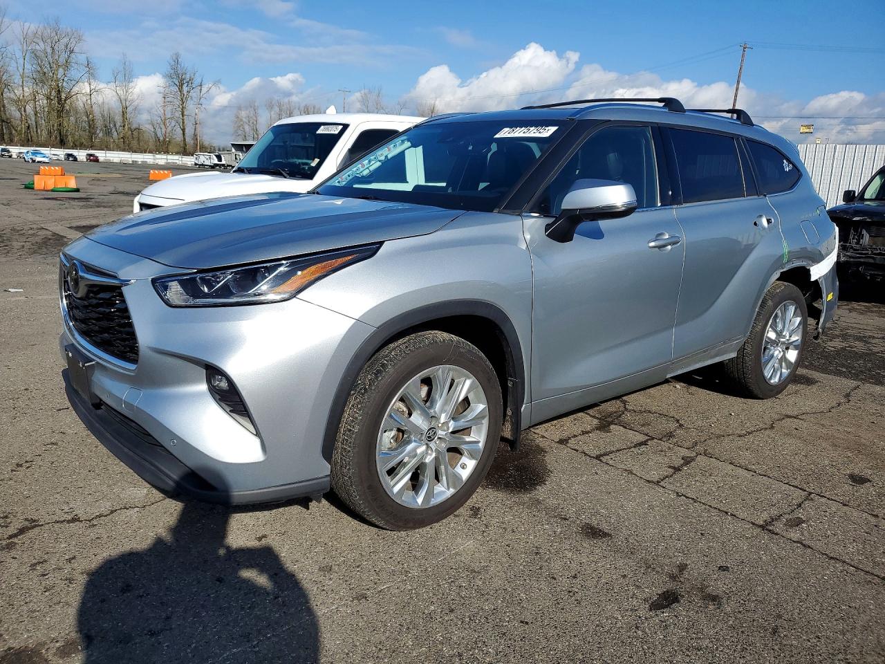 2021 TOYOTA HIGHLANDER