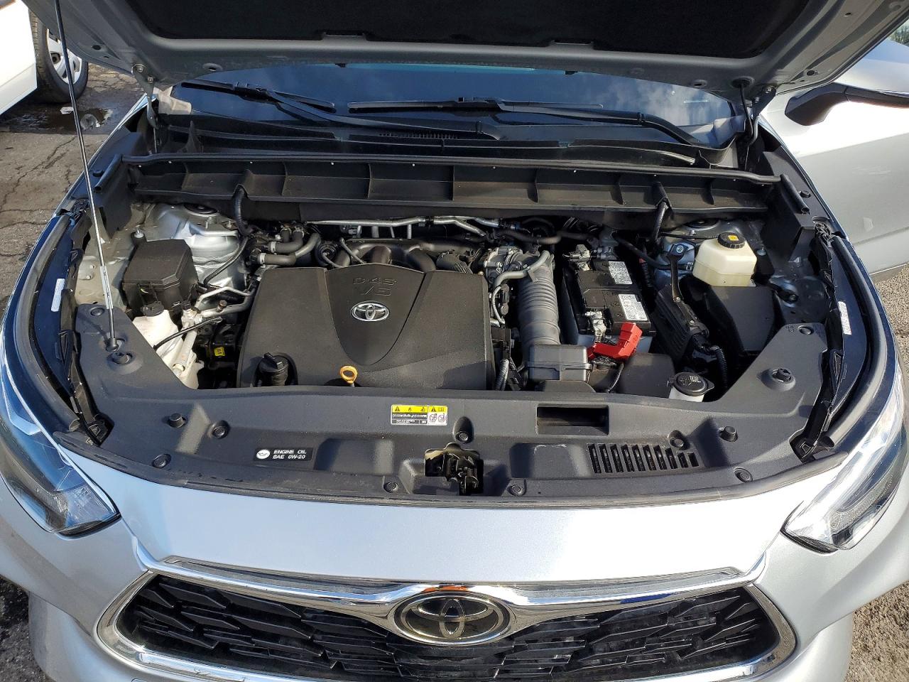2021 TOYOTA HIGHLANDER LIMITED photo 12