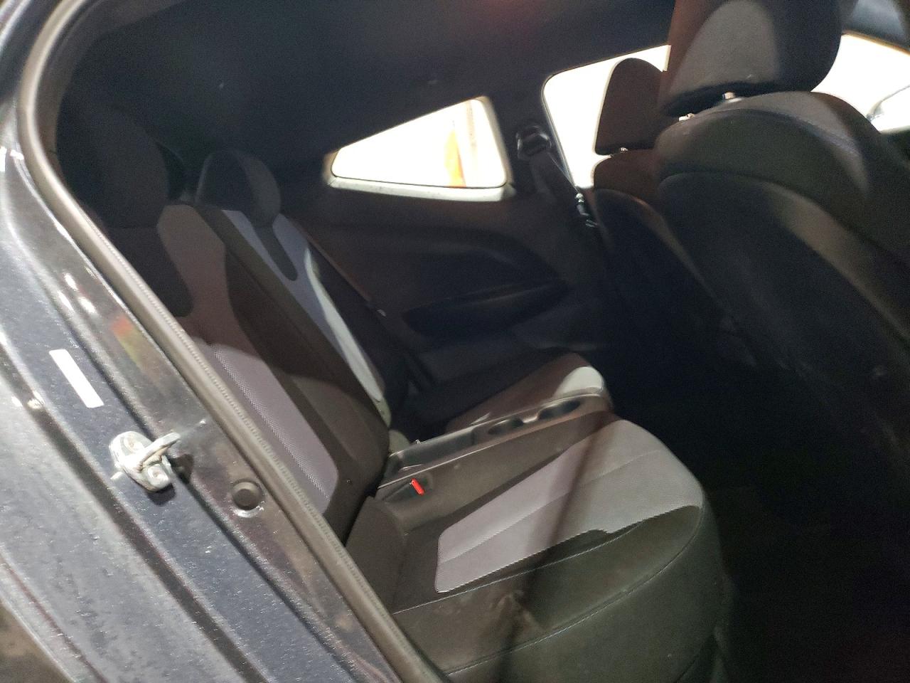 2019 HYUNDAI VELOSTER 2.0L photo 19