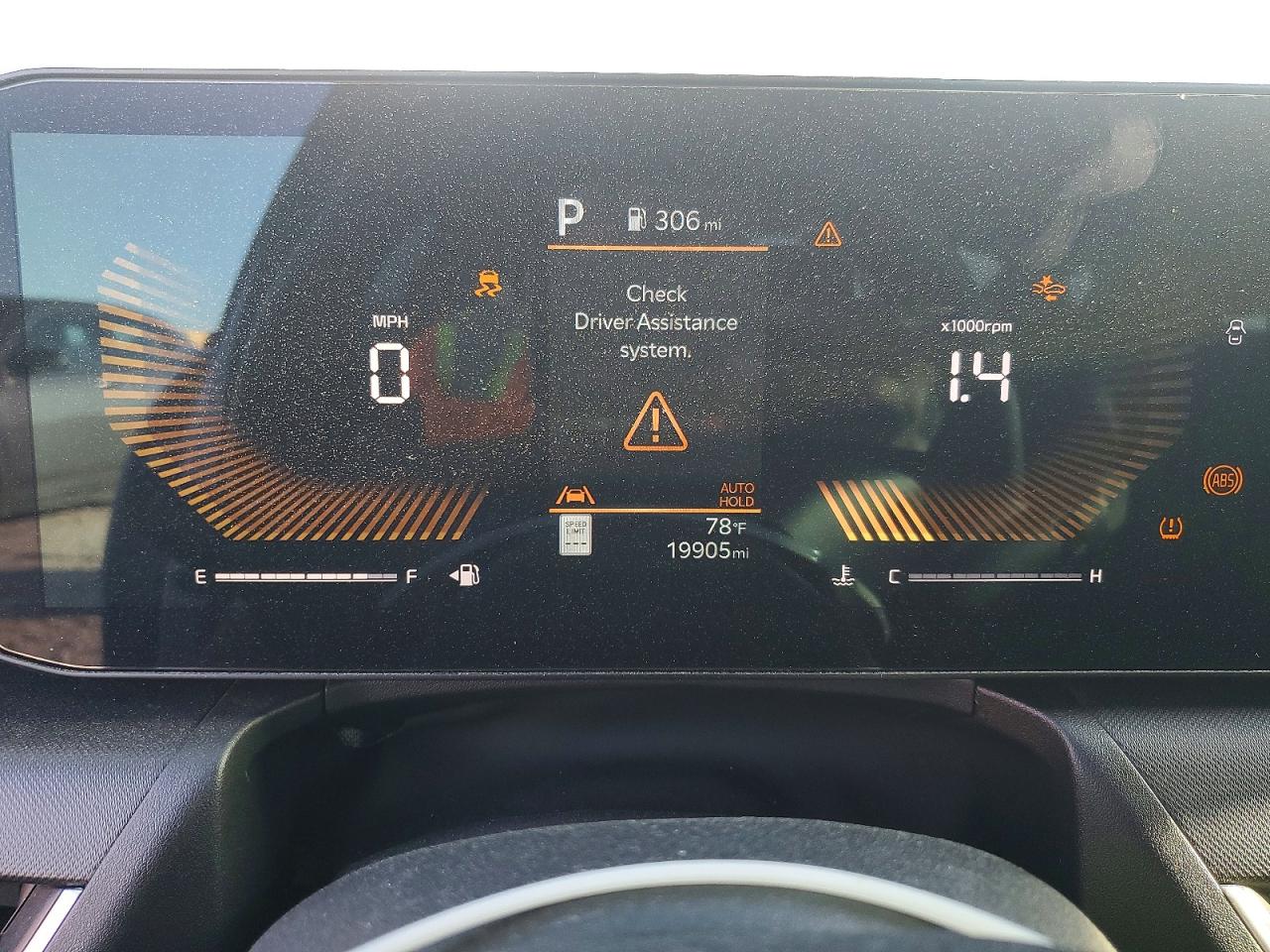 2025 KIA K4 LXS photo 9