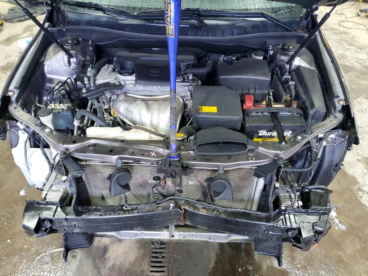 2015 TOYOTA CAMRY LE photo 11