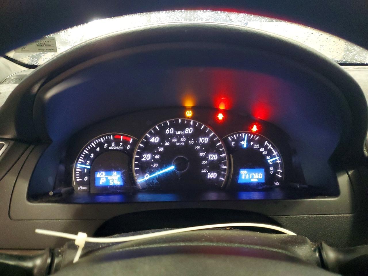 2015 TOYOTA CAMRY LE photo 9