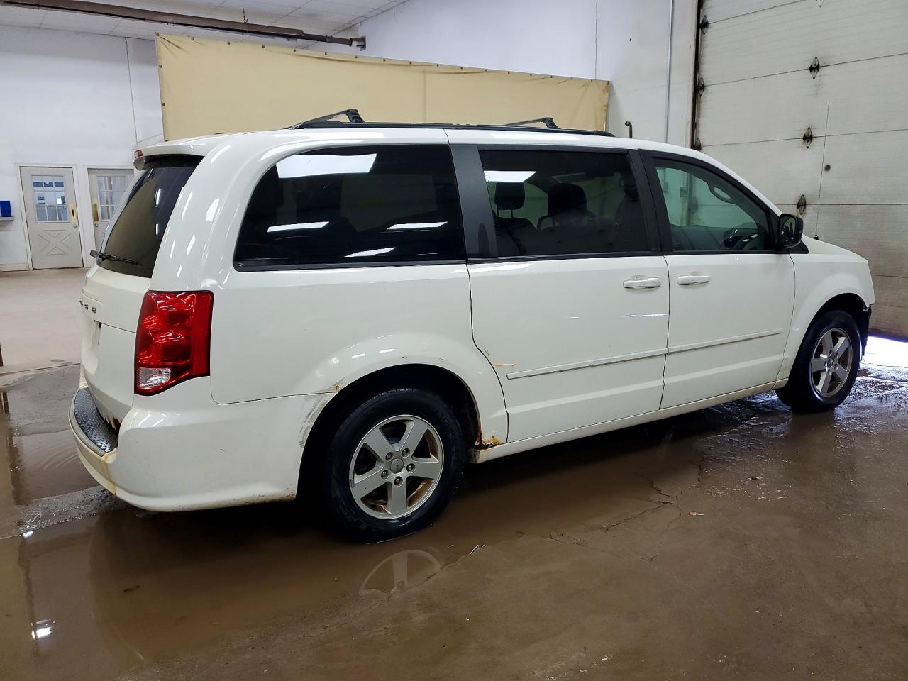 2012 DODGE GRAND CARAVAN SE photo 5