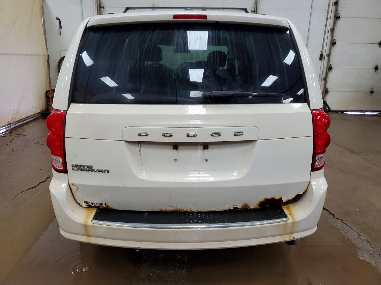 2012 DODGE GRAND CARAVAN SE photo 11