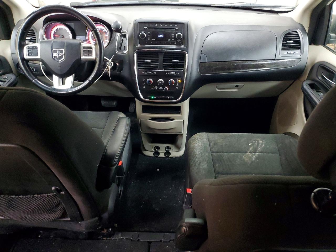 2012 DODGE GRAND CARAVAN SE photo 15