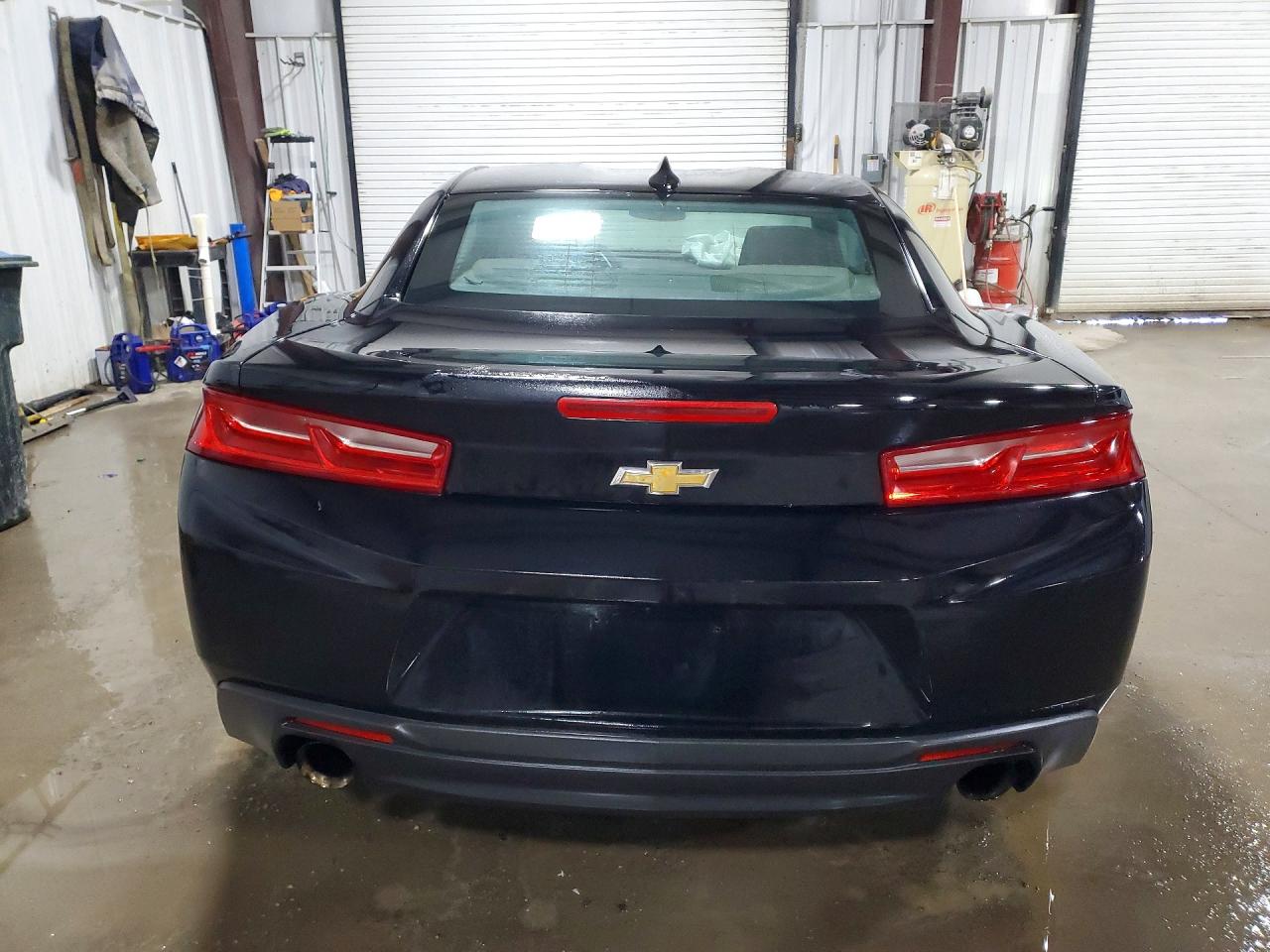 2016 CHEVROLET CAMARO LT photo 16