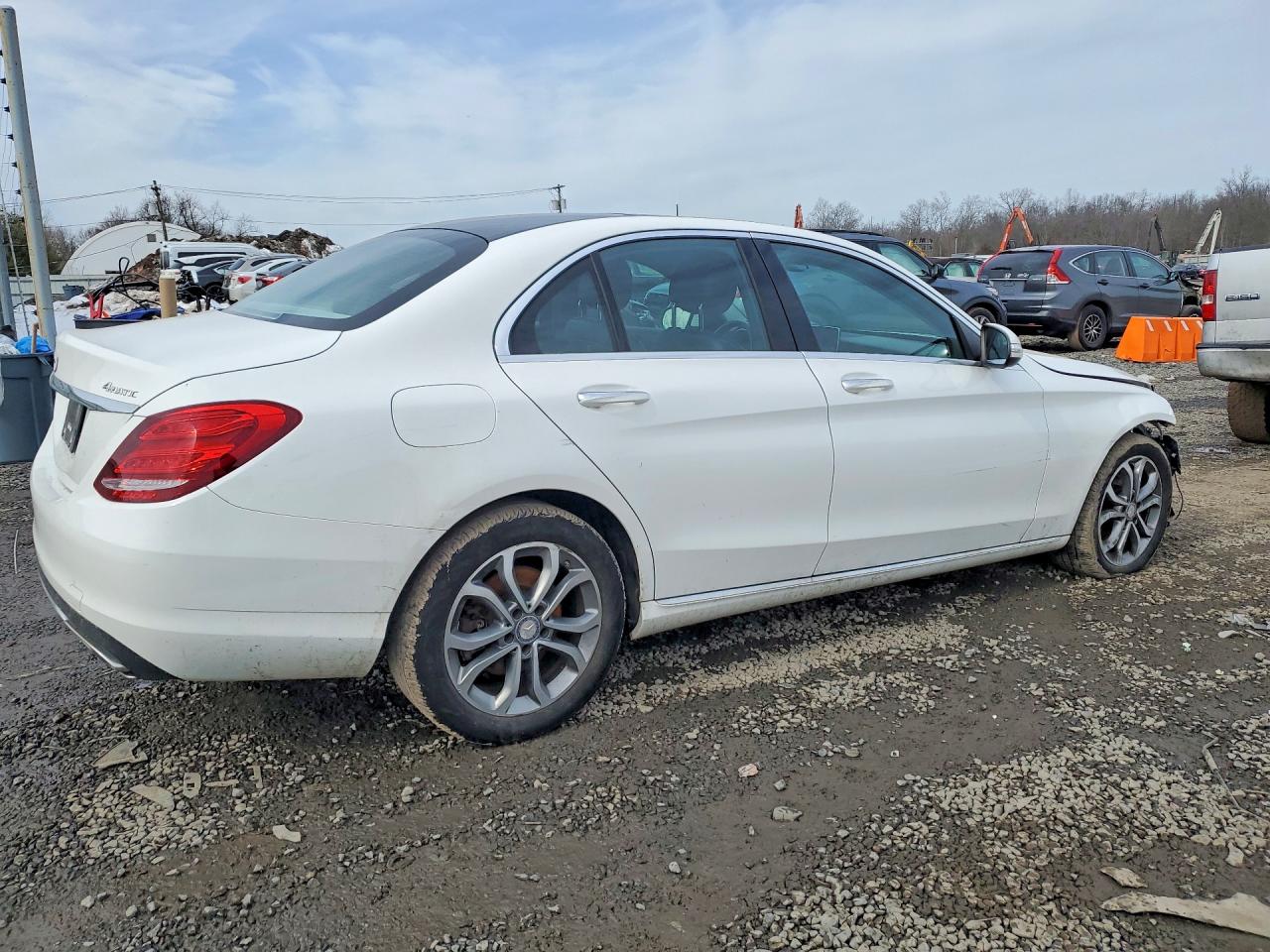 2015 MERCEDES-BENZ C 300 4MATIC photo 5