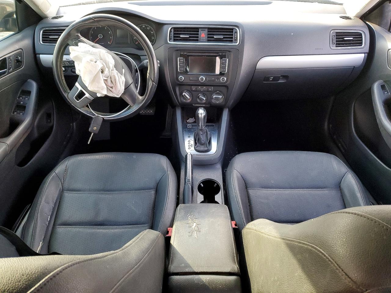 2011 VOLKSWAGEN JETTA SEL photo 8
