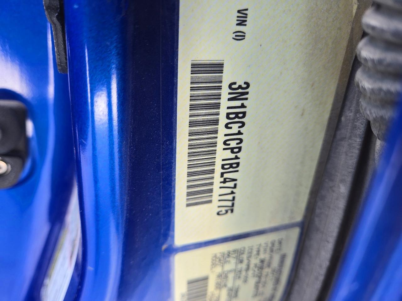 2011 NISSAN VERSA 1.8 S photo 12