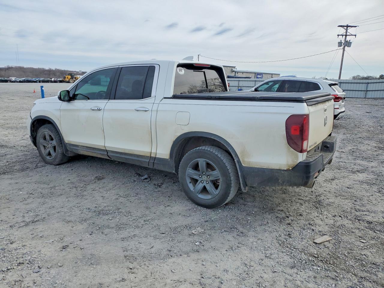 2021 HONDA RIDGELINE RTL photo 4
