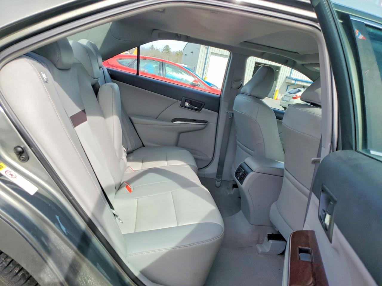 2012 TOYOTA CAMRY XLE V6 photo 10