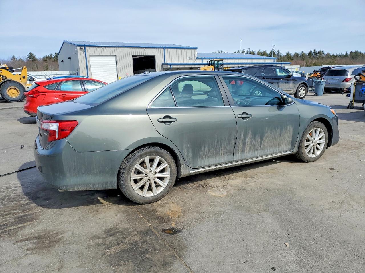 2012 TOYOTA CAMRY XLE V6 photo 3