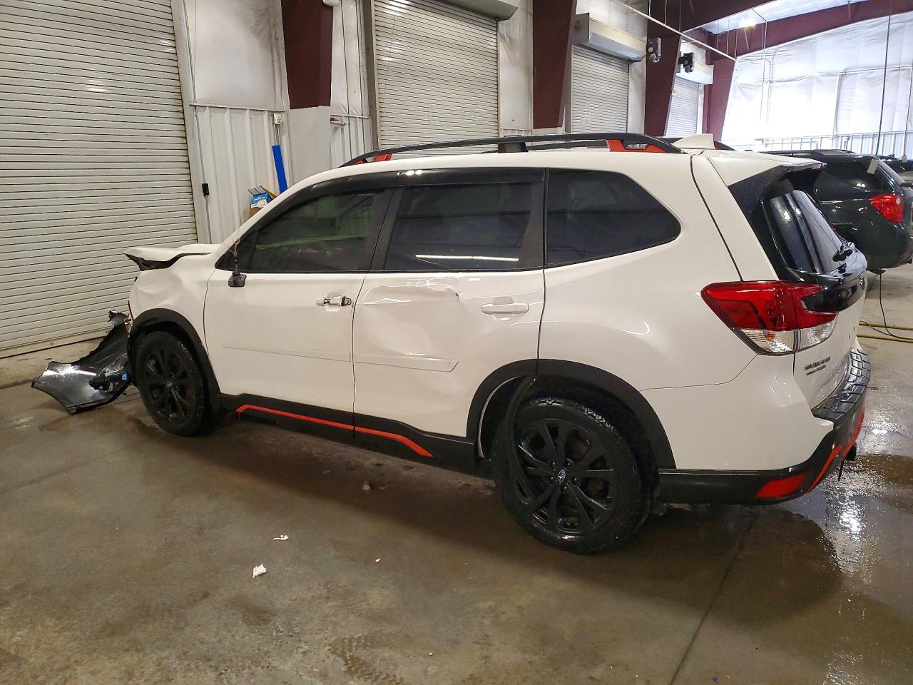 2021 SUBARU FORESTER SPORT photo 2