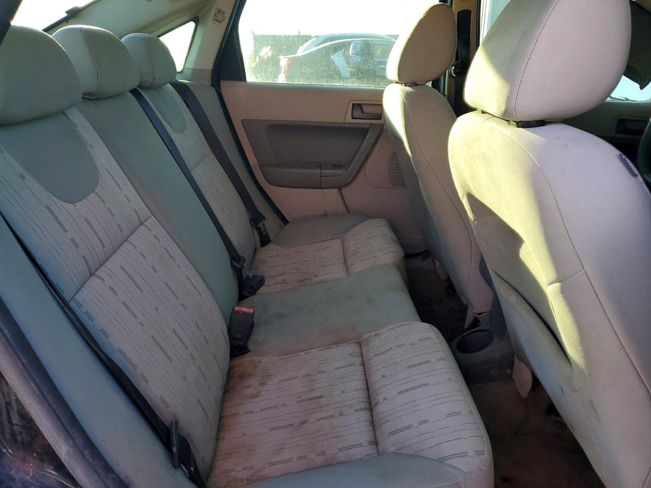 2009 FORD FOCUS SE photo 19