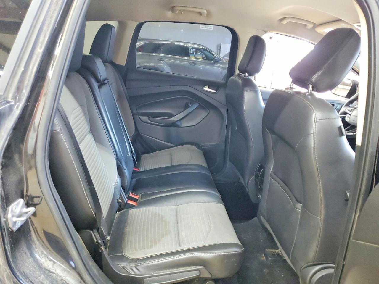 2019 FORD ESCAPE SE photo 21