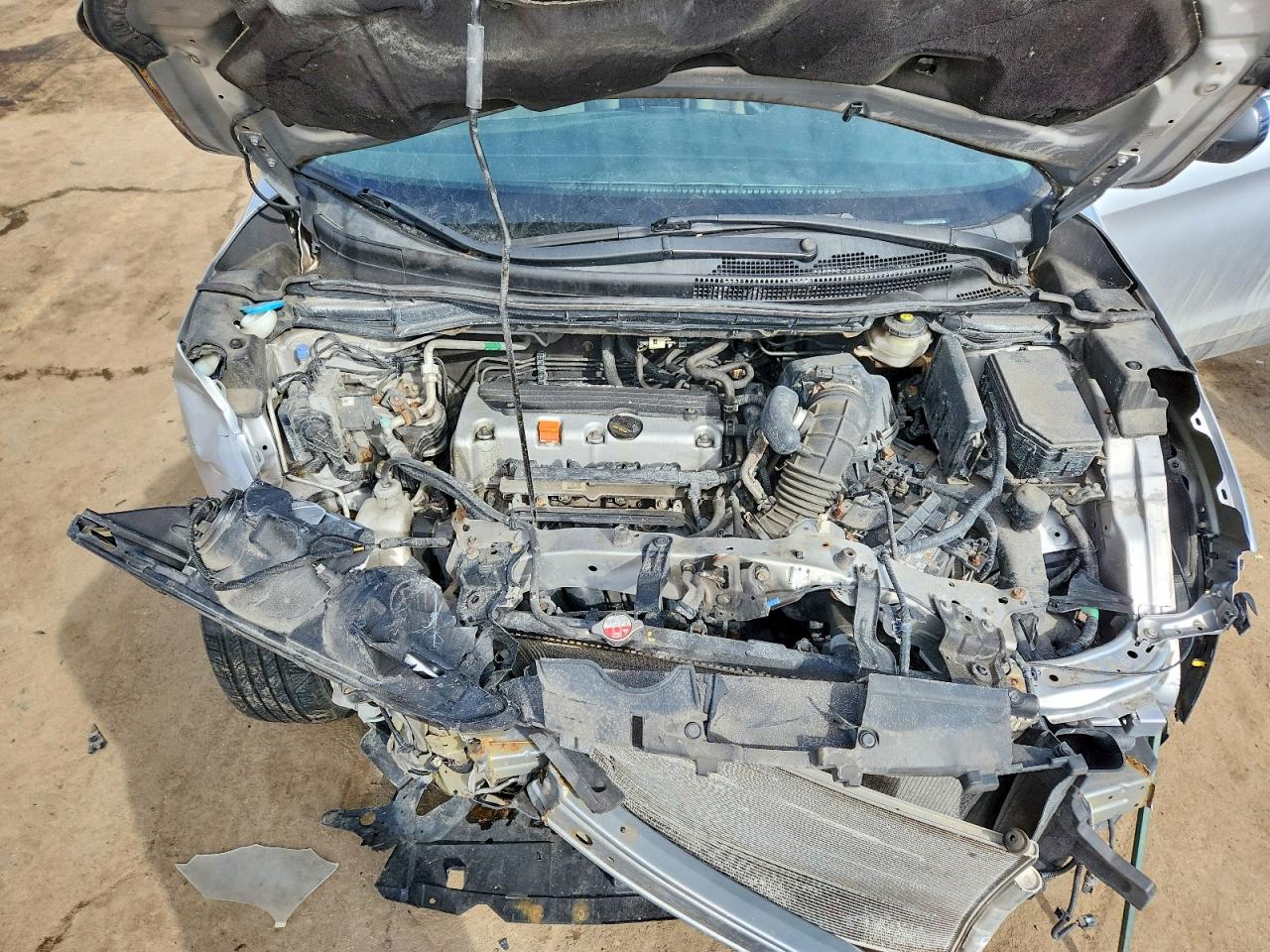 2014 HONDA CR-V LX photo 12