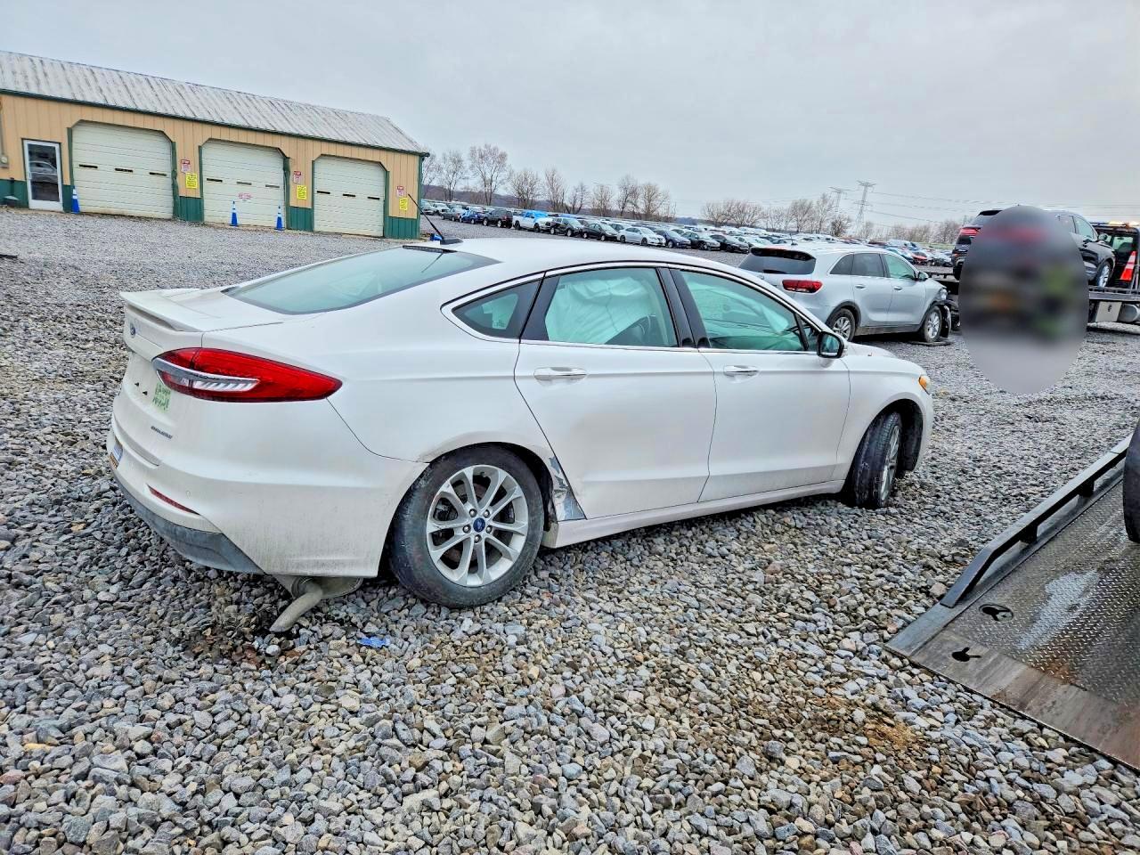 2019 FORD FUSION TITANIUM photo 3