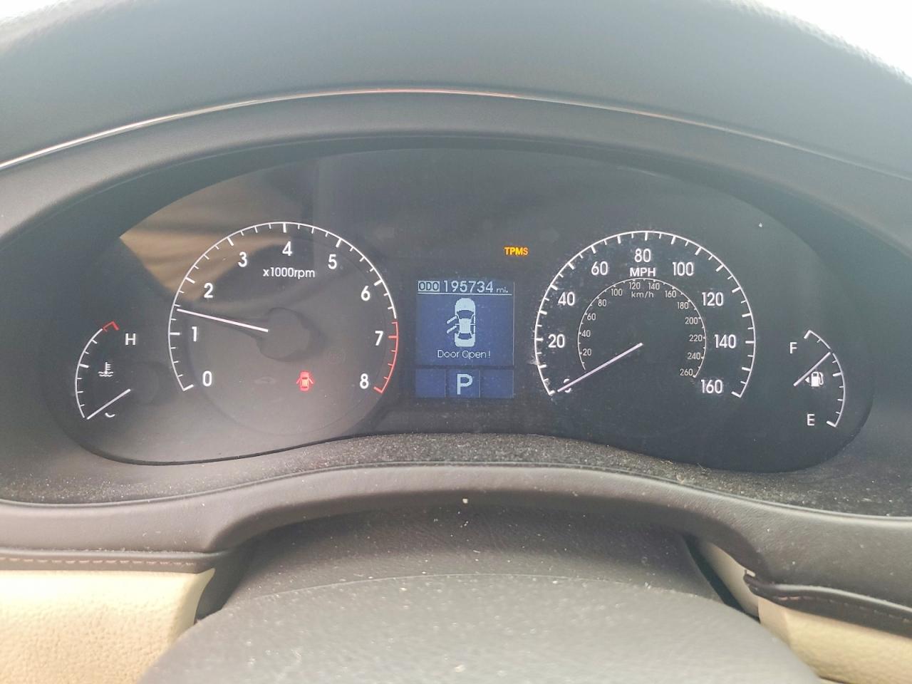2009 HYUNDAI GENESIS 3.8L V6 photo 9